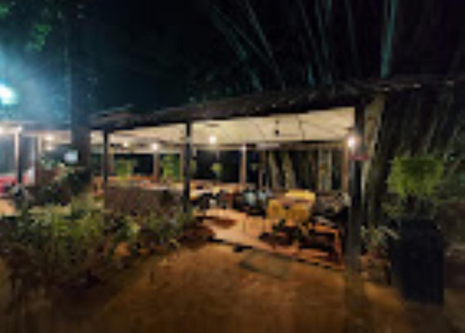 Brahmaputra Jungle Resort Guwahati Exteriör bild